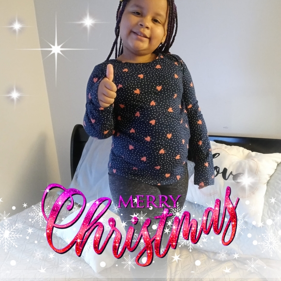 Profile Picture of Jenitzia Jenitzia (@jenitzia) on Poshmark