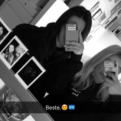 Profile Picture of LesH (@LesH27021400) on Twitter