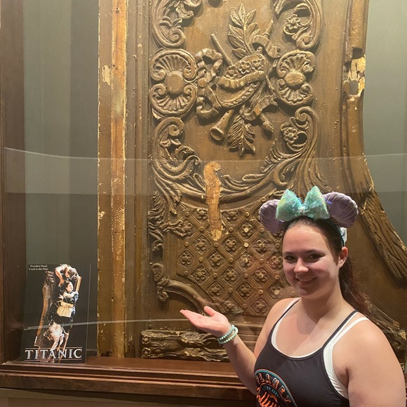 Profile Picture of Samantha Chrin (@samanthachrin) on Poshmark