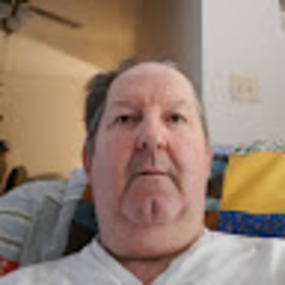 Profile Picture of Steven Hoffman (@3638hoff) on Poshmark