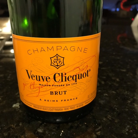 Profile Picture of Eileen Farrell (@farrellemf) on Poshmark