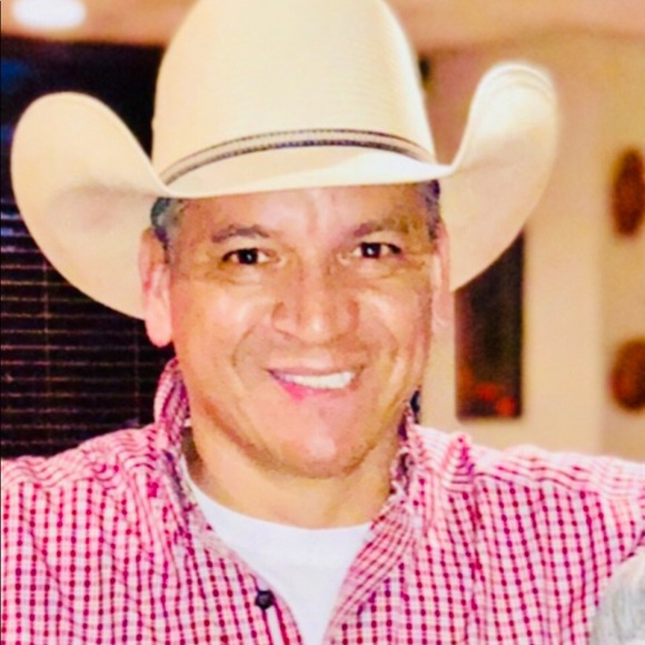 Profile Picture of Rudy Gonzales (@rudyj777) on Poshmark