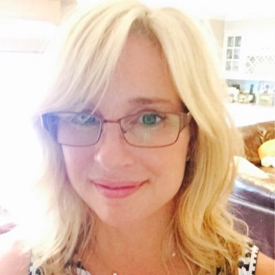 Profile Picture of Cora Porter (@coraporter22) on Twitter