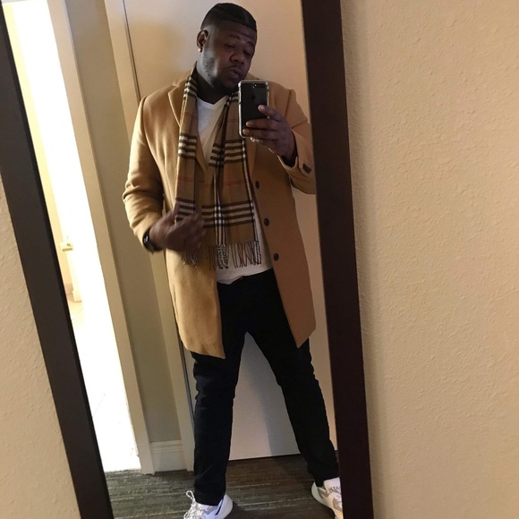 Profile Picture of Clinton Trass (@styledbyjrue) on Poshmark