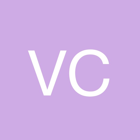 Profile Picture of Victoria Cramer (@vmcramer307) on Poshmark