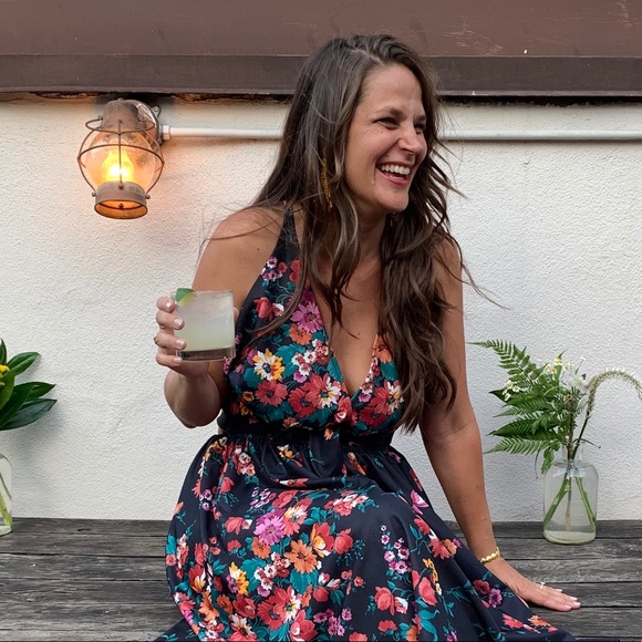 Profile Picture of Melonie Rosenfarb (@fairtrademellie) on Poshmark