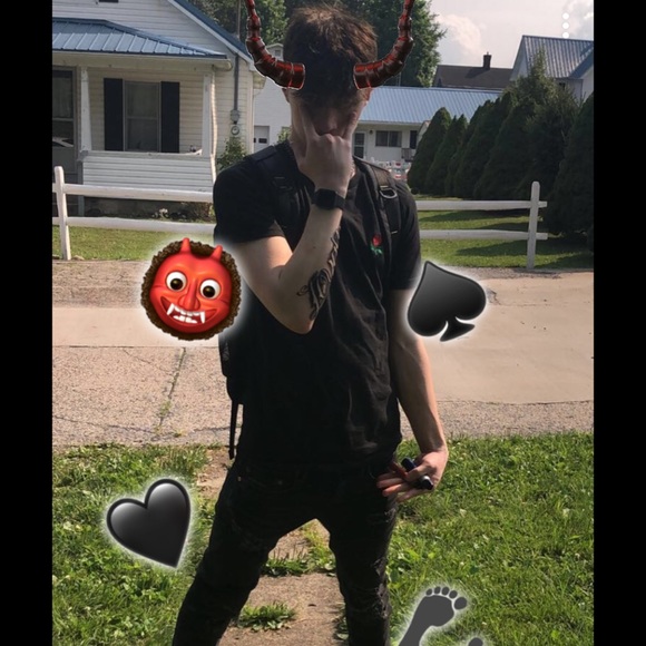 Profile Picture of Jacob Kincaid (@yungtn6) on Poshmark