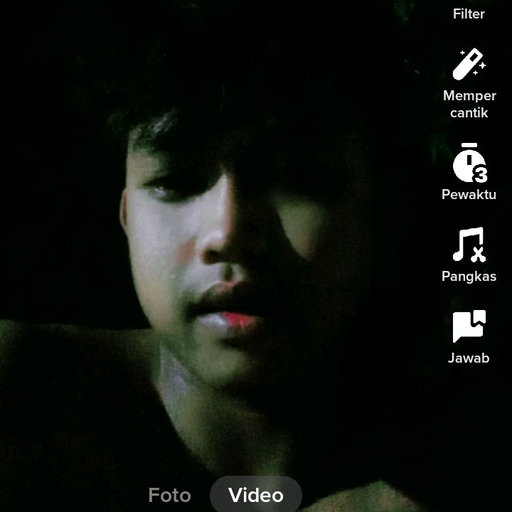 Profile Picture of ヅ𝚔𝚎𝚌𝚎 (@glenpermana) on Tiktok