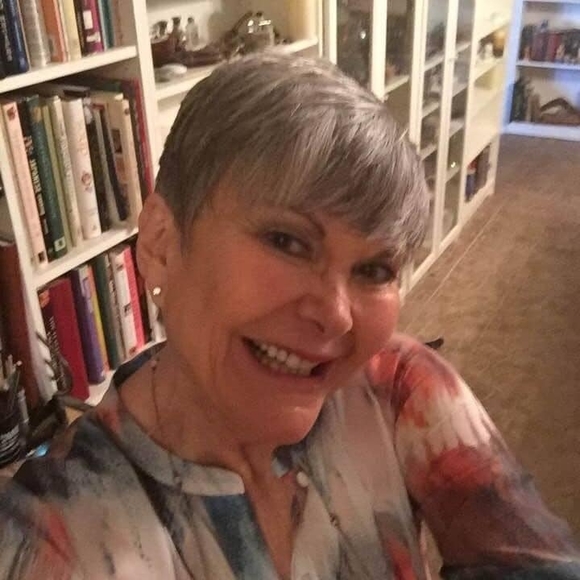 Profile Picture of Diann Polchinski (@dsep) on Poshmark