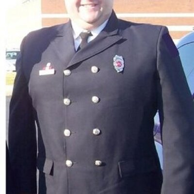 Profile Picture of Andrew Rigsbee (@FirefighterBGRG) on Twitter
