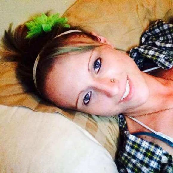 Profile Picture of Heather Pruitt (@heatherpruit388) on Poshmark