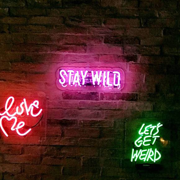 Profile Picture of Alison Hale (@vy_ot) on Poshmark