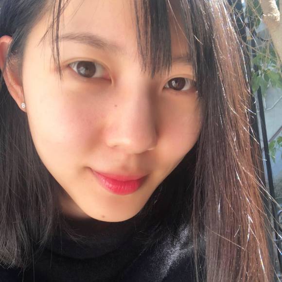 Profile Picture of Julia Chu (@juujuuuu) on Poshmark