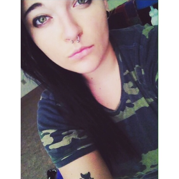 Profile Picture of Casey Zakel (@sttub) on Poshmark