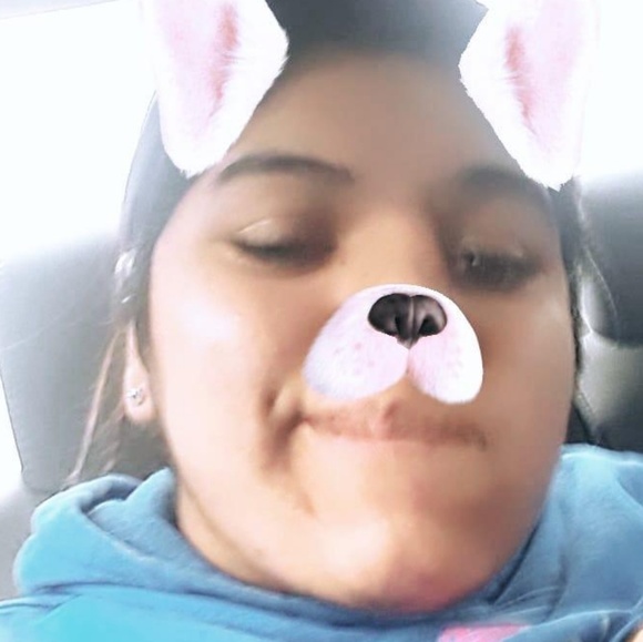 Profile Picture of Coralia Chwastiak (@cchwastiak) on Poshmark