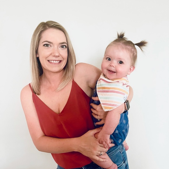 Amanda Salucci - Poshmark Profile Picture of Amanda Salucci (@asalucci) on Poshmark