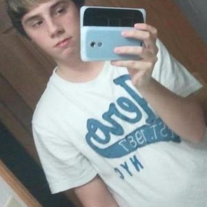 Profile Picture of Louie Castro (@louizkool) on Myspace