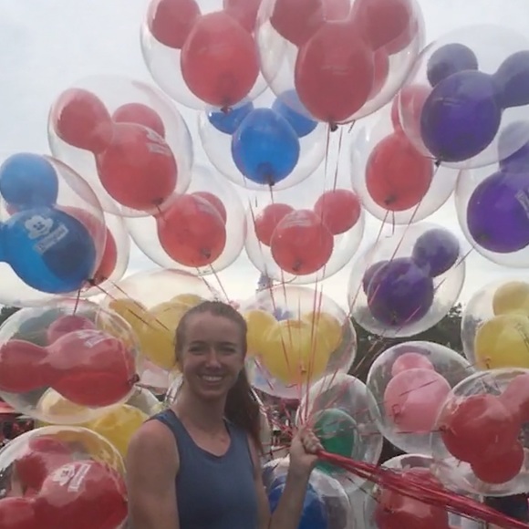 Profile Picture of Valerie Valerian (@valvalerian) on Poshmark