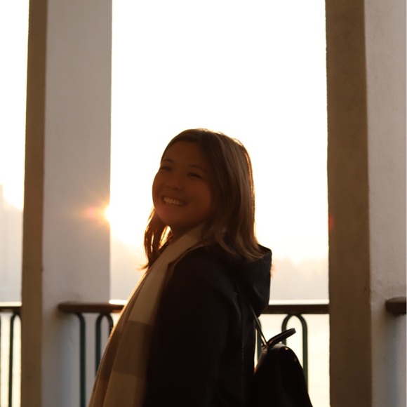 Marissa Ng - Poshmark Profile Picture of Marissa Ng (@marissashleeps) on Poshmark