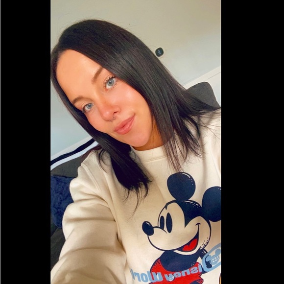 Profile Picture of Natalee Denison (@nataleedenison) on Poshmark