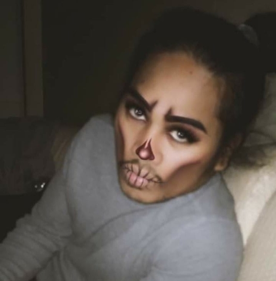 Profile Picture of Efon Jessy (@everlovejessy) on Poshmark