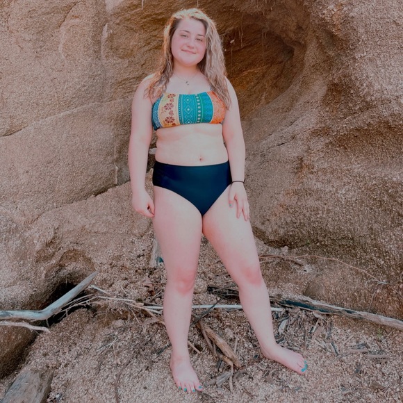 Profile Picture of Kaley Stickles (@kaley_ann21648) on Poshmark