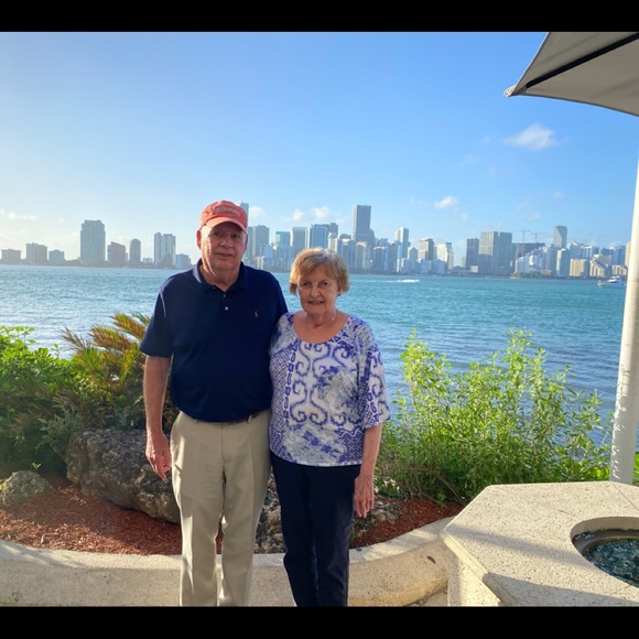 Profile Picture of Don Garceau (@dongarceau) on Poshmark