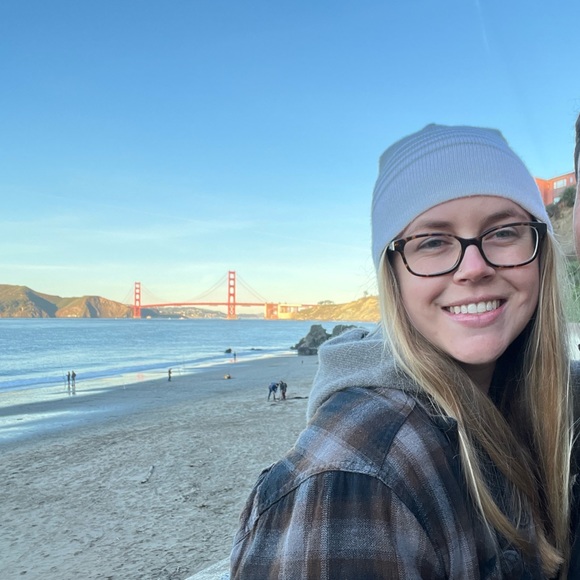 Profile Picture of Katelyn Moore (@katelynmoore530) on Poshmark