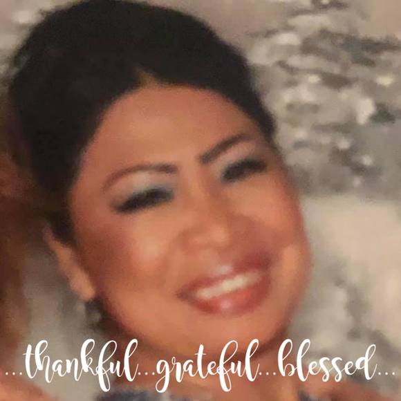 Profile Picture of Rogelia Ward (@sexyrowrow) on Poshmark