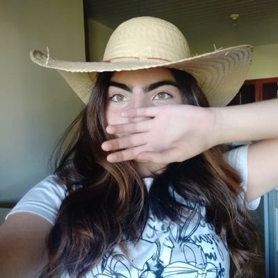 Profile Picture of Mel Spies (@MelissaSpies11) on Twitter