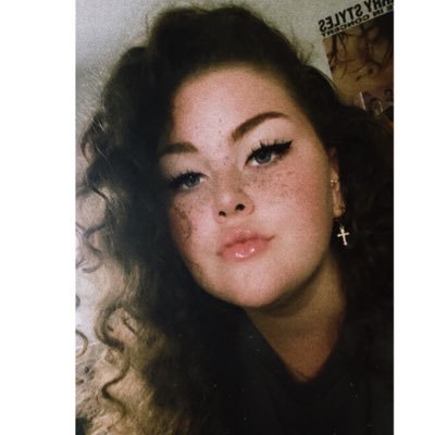 Katheryn 𓆏 - Twitter Profile Picture of Katheryn 𓆏 (@smtnct) on Twitter