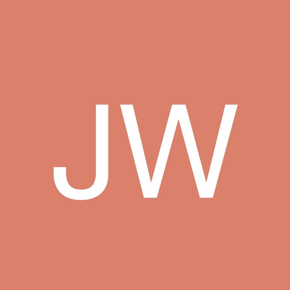 Profile Picture of Jillian Walsh (@lilly4748) on Poshmark