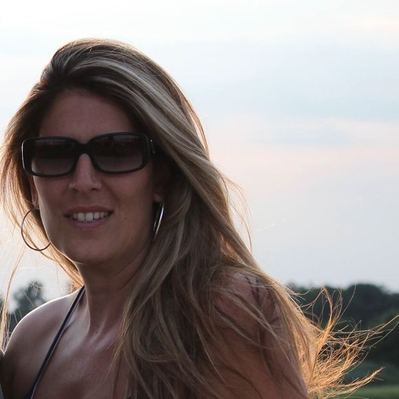 Profile Picture of Debbie Tringali-bartow (@debhair) on Poshmark