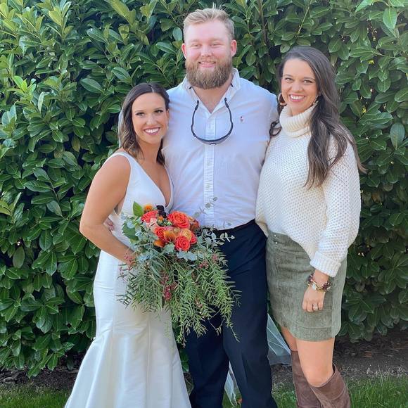 Profile Picture of Tyler Davies (@tdavies501) on Poshmark