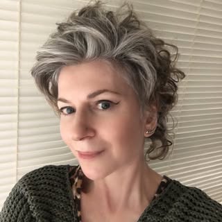 Profile Picture of Alison Goodman (@alisongoodmanauthor) on Instagram