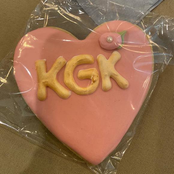 Profile Picture of Kimberly Breidenthall gray (@kimberlybreiden) on Poshmark