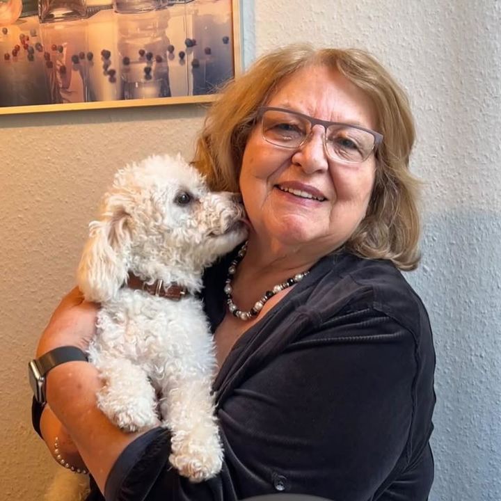 Profile Picture of Sharon Ledingham (@sharon.ledingham) on Tiktok