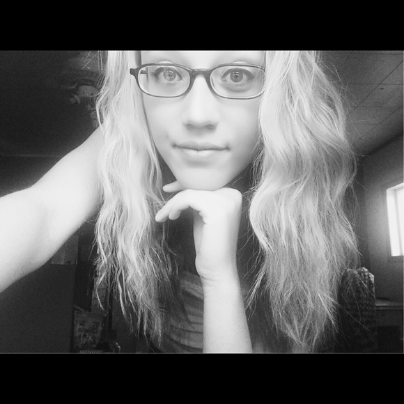 Profile Picture of Cherokee Rosbeck (@cherkkkk) on Poshmark