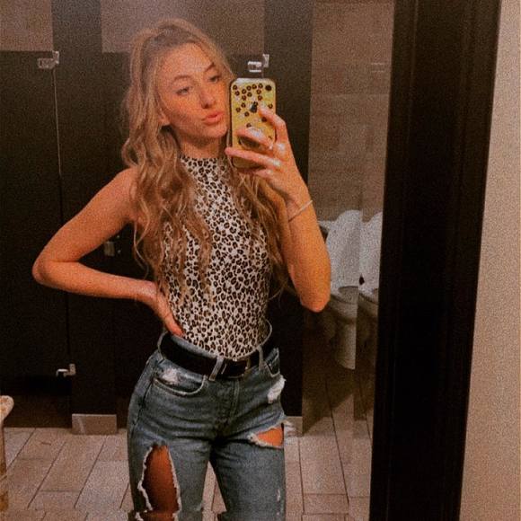 Profile Picture of Kaelie Friedberg (@kaeliefriedberg) on Poshmark