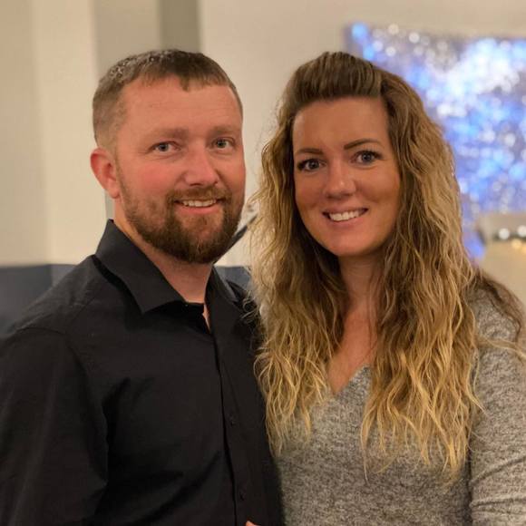 Profile Picture of Sara Polmanter (@saralynne918) on Poshmark