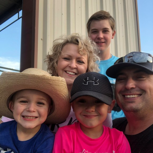 Profile Picture of Bradley misty Earp (@b_earp) on Poshmark