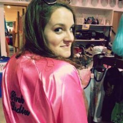 Profile Picture of Chloé Meyer (@chlomeygosh) on Twitter