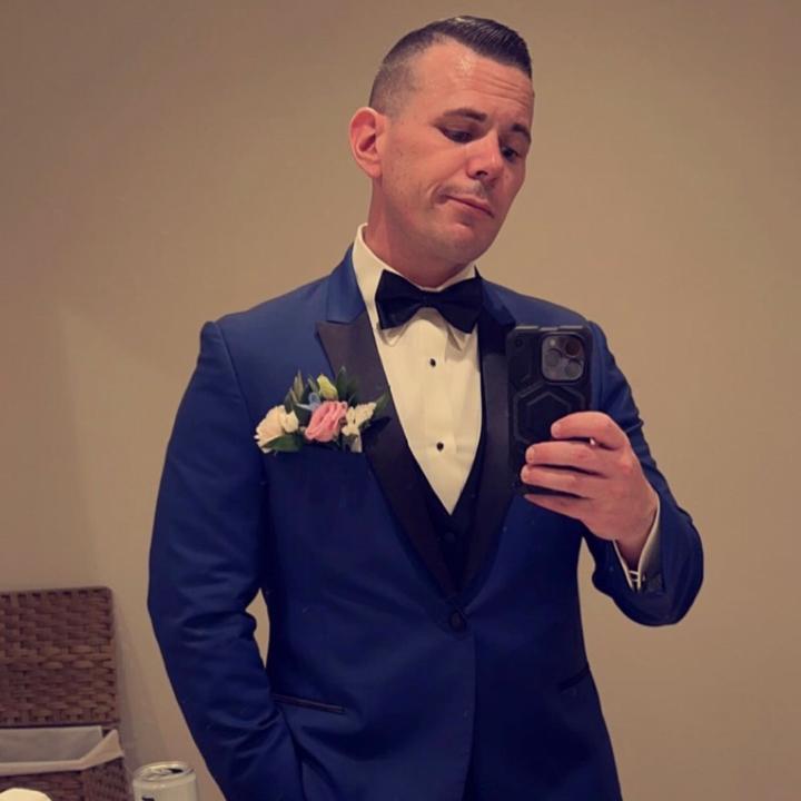 Profile Picture of James Daniel mason (@danielmason7698) on Tiktok