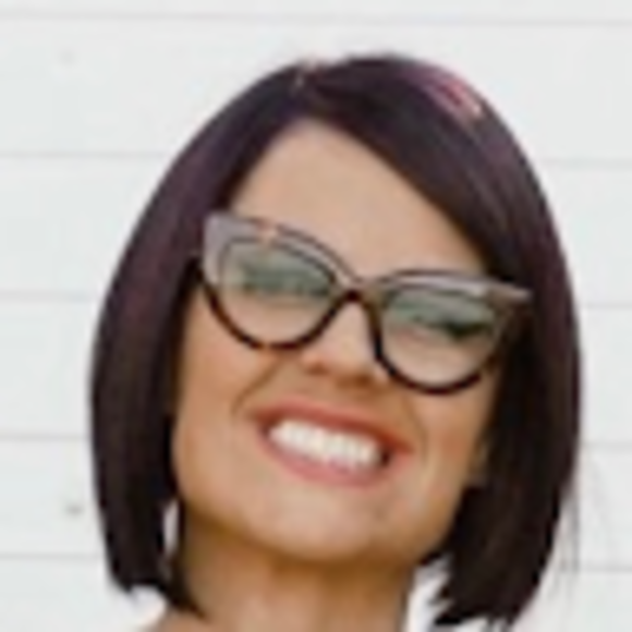 Profile Picture of Amber Knighting, phd (@aknighting98) on Poshmark