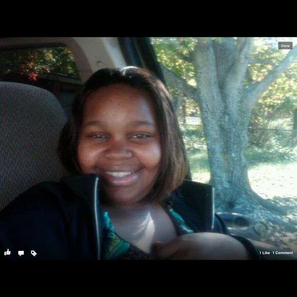 Profile Picture of Gabriella Murray (@gmurray1585) on Poshmark