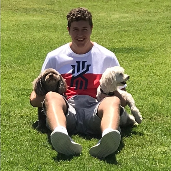 Profile Picture of Grant denney Baller (@gdenney613) on Poshmark