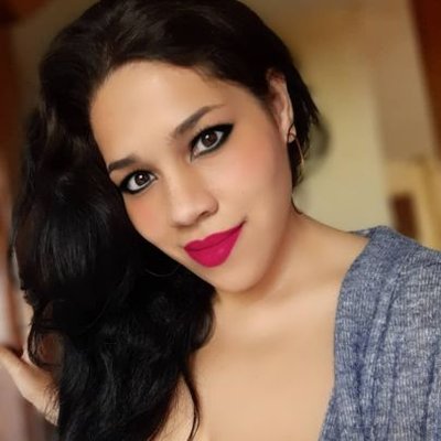 Profile Picture of Sara Hidalgo (@sarahidalgolcs) on Twitter