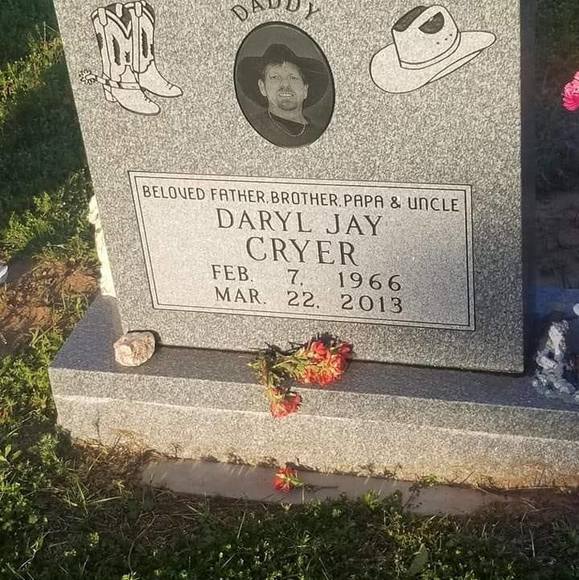 Profile Picture of Thomas Cryer (@tjcryer2303) on Poshmark