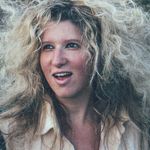 Profile Picture of Stephanie Carlin (@stephaniecarlinmusic) on Instagram