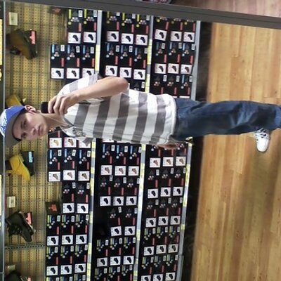 Profile Picture of Jonathan Corum (@elitexjon7) on Twitter